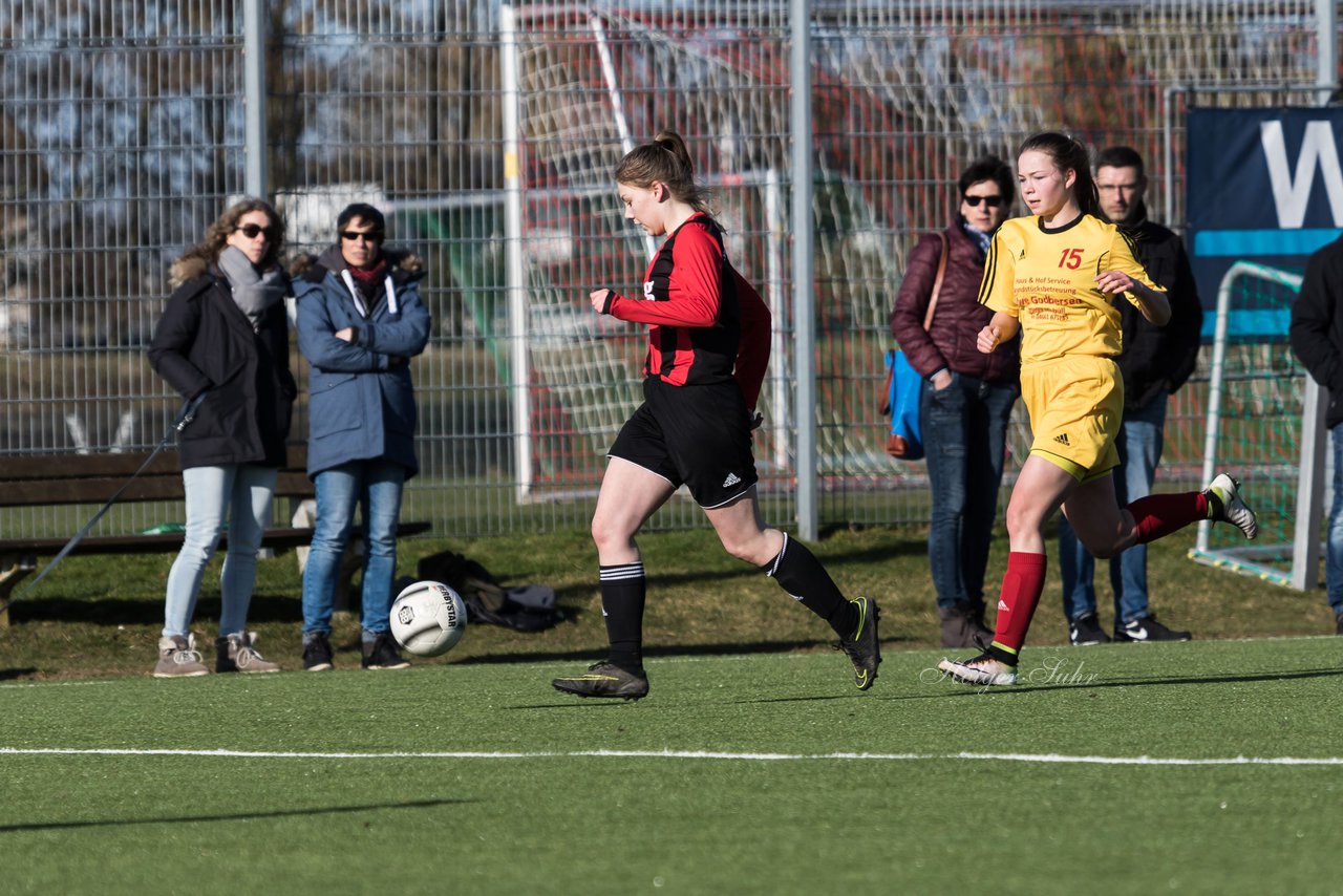 Bild 230 - B-Juniorinnen SG Weststeinburg/Bei - SV Fisia 03 : Ergebnis: 1:2